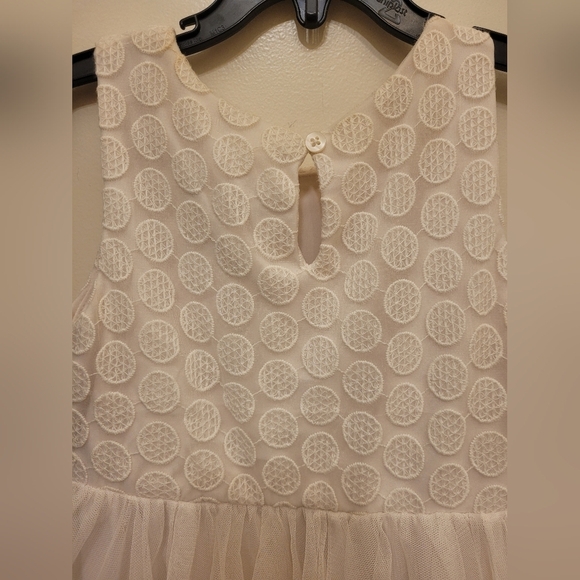 Cat & Jack Cream Tulle Embroidered Sunday Summer Dress Size 5T - Picture 4 of 8